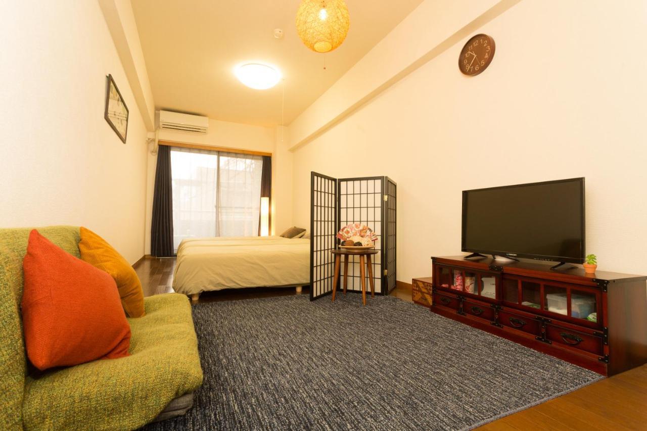 Tipy Records Inn Room Одавара Экстерьер фото